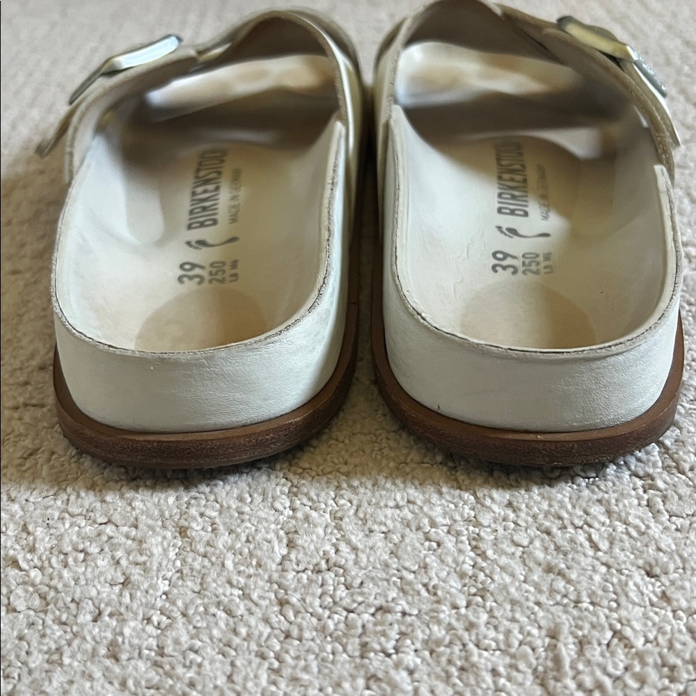 Birkenstock Pebbled Leather Sandal - Picture 4 of 8
